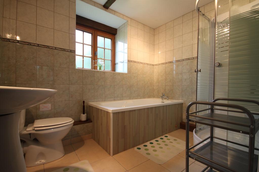 Chambres D'Hotes La Difference-Le Pressoir Rouelle Номер фото