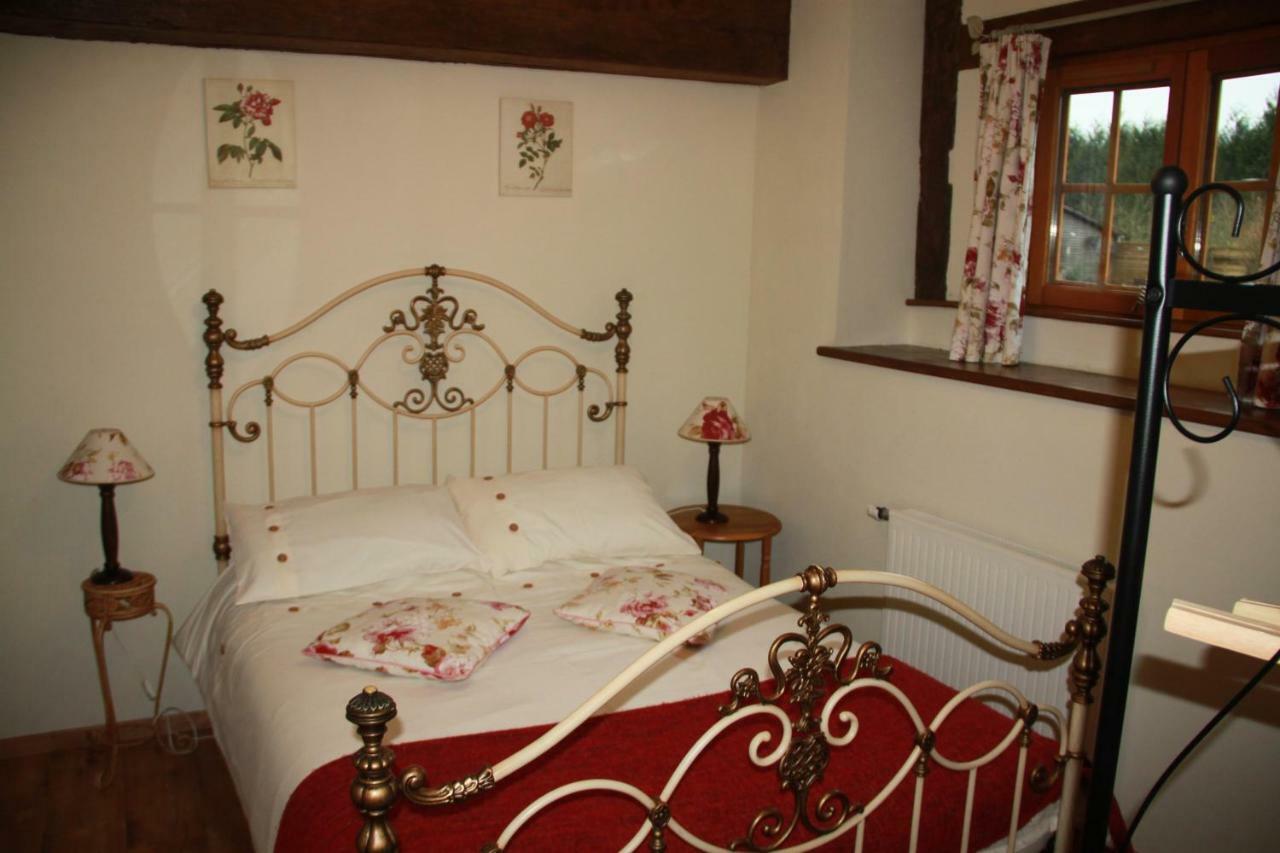 Chambres D'Hotes La Difference-Le Pressoir Rouelle Екстер'єр фото